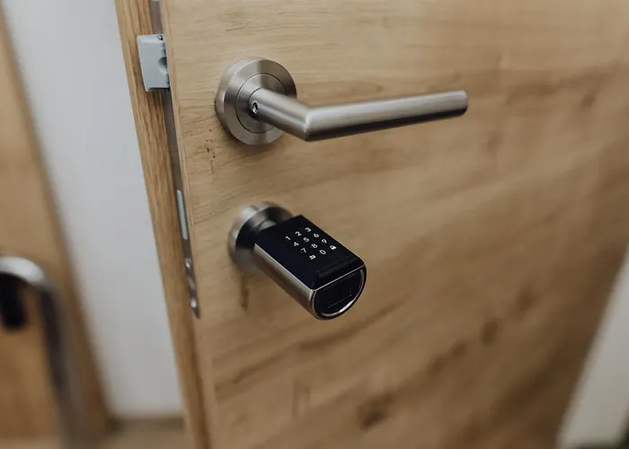 Kinzl Mit E-ladestation