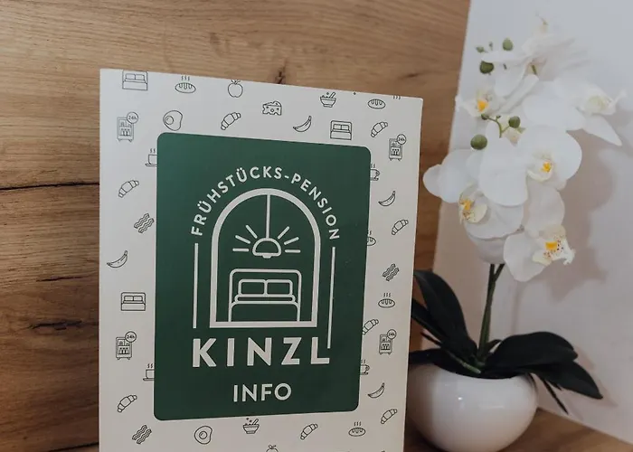 Kinzl Mit E-ladestation Pensionat Offenhausen