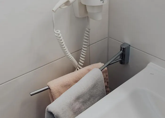 Kinzl Mit E-ladestation Pensionat Offenhausen