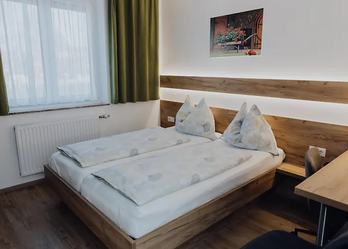 Kinzl Mit E-ladestation Pensionat 3*