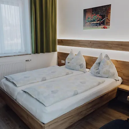 Kinzl Mit E-ladestation Maison d'hôtes 3*