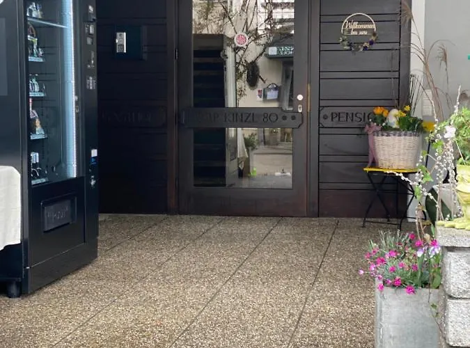 Kinzl Mit E-ladestation Πανσιόν