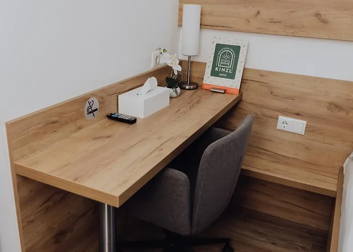 Kinzl Mit E-ladestation