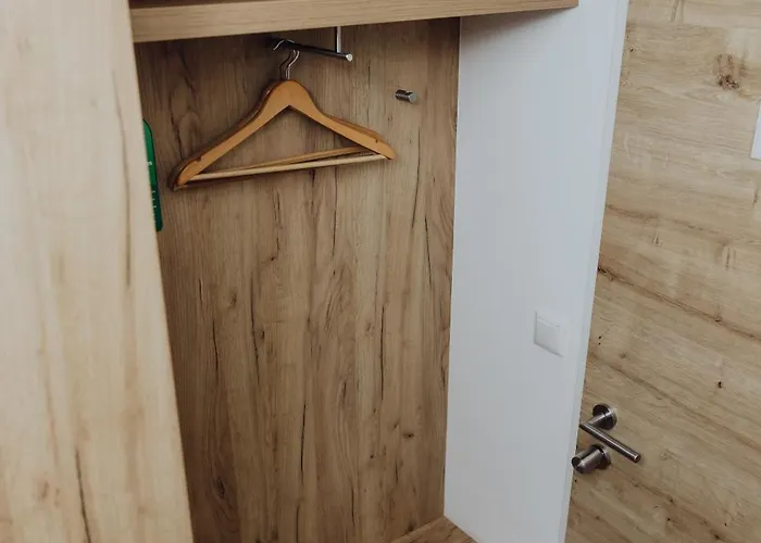 Πανσιόν Kinzl Mit E-ladestation 3*